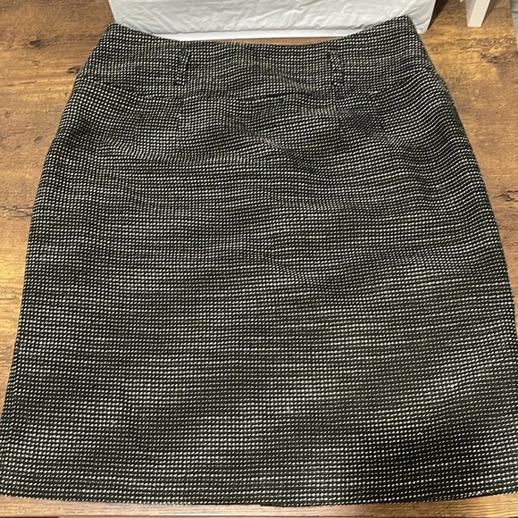 Tahari by ASL Pencil Skirt Black & White exclusively for Bloomingdale’s Size 8 - Picture 2 of 6